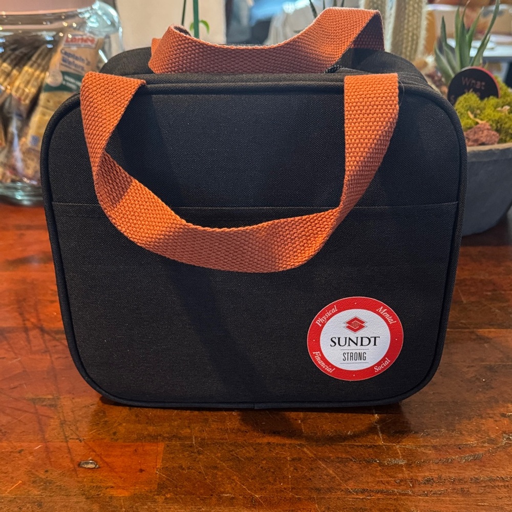 Sundt Black Lunch Bag with Orange Handles
